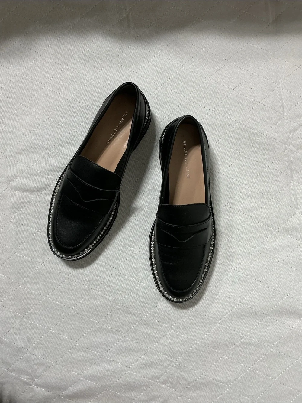 Stuart Weitzman Monty Black Leather Pearl Trim Penny Loafers Size 7.5 NWOB